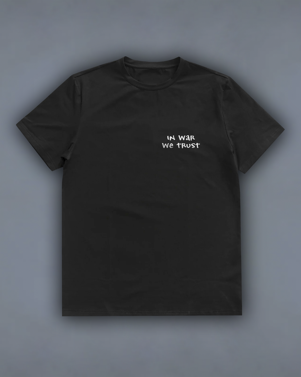 Футболка з принтом "In War We Trust"